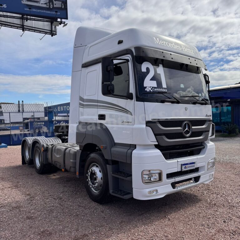 Mercedes Benz Axor 2544 6×2 – Teto Alto