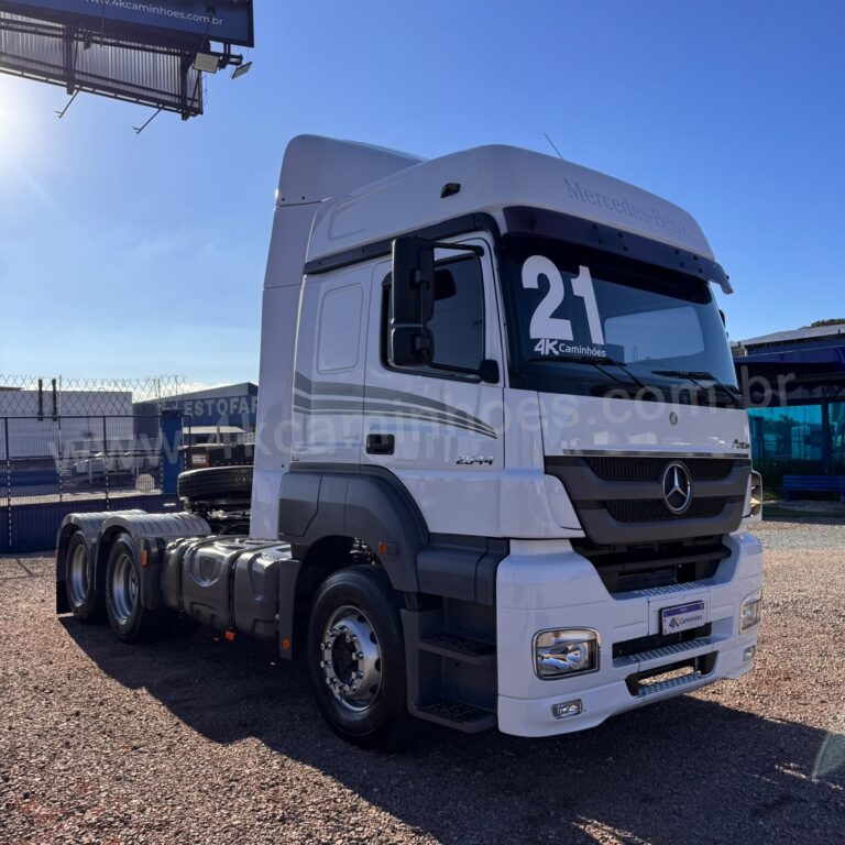 Mercedes Benz Axor 2544 6×2 – Teto Alto