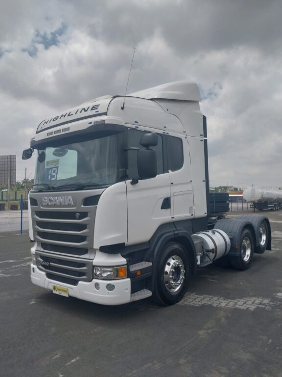 Scania R440 6×2 – Teto Alto