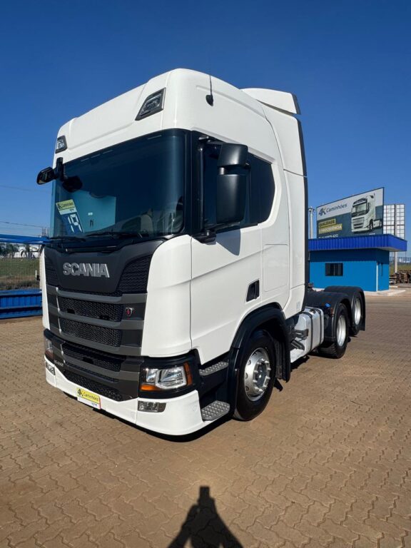 Scania RH450 6×2 – Teto Alto