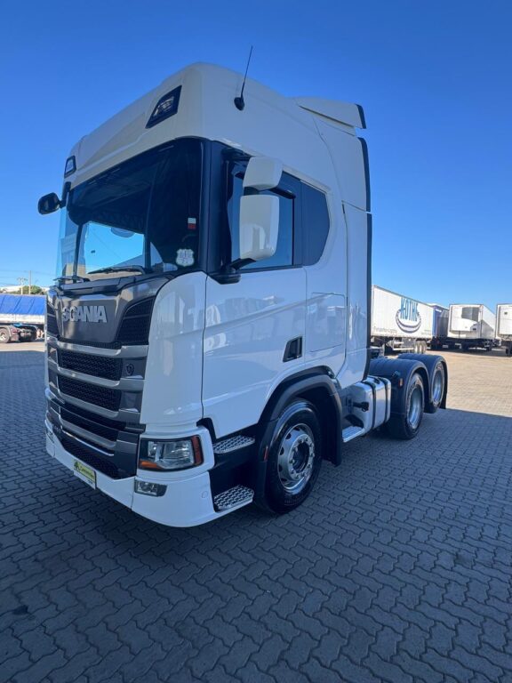 Scania RH450 6×2 – Teto Alto
