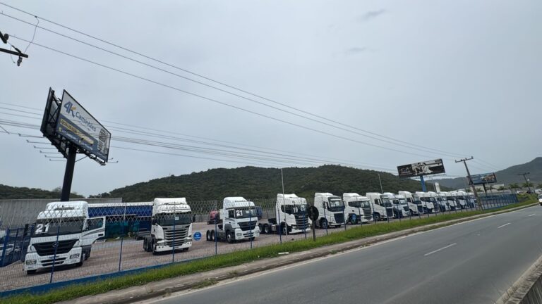 Scania RH 450 6×2 – Teto Alto